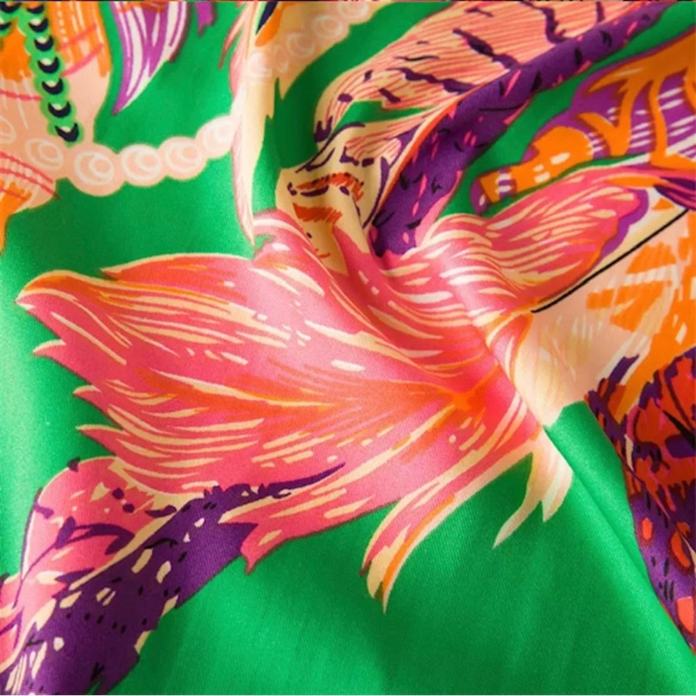 NWT 100% PURE SILK PRINT SQUARE SCARF BIG STOLEN SHAWL - Picture 8 of 12
